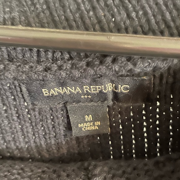 Banana Republic Sweater size M Navy - Picture 3 of 5